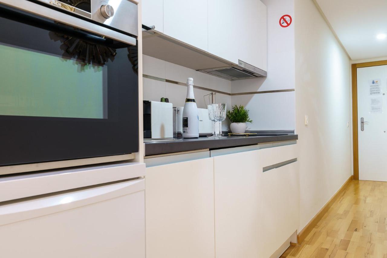 Malagasuite Cozy Center Apartment & Parking Екстериор снимка