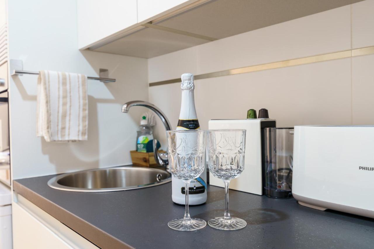 Malagasuite Cozy Center Apartment & Parking Екстериор снимка